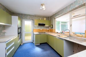 Kitchen- click for photo gallery